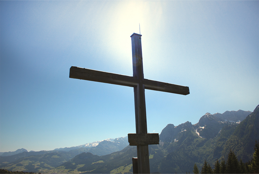 Patenversprechen am Gipfelkreuz - eine wundervolle Erinnerung für Familie und Freunde des Täuflings