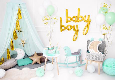 Babyparty-Deko für Jungs kommt klassisch sehr schön in Blau, Mint, Weiß etc.