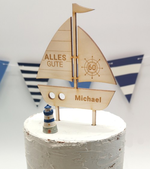Dein Cake-Topper "Segelboot" aus Holz - Wunschtext